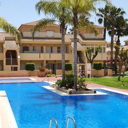 The Hideaway 2 Bed Poolside Groundfloor Apartment On Albatros Full Ac Free Fast Wifi Los Alcázares Exterior photo